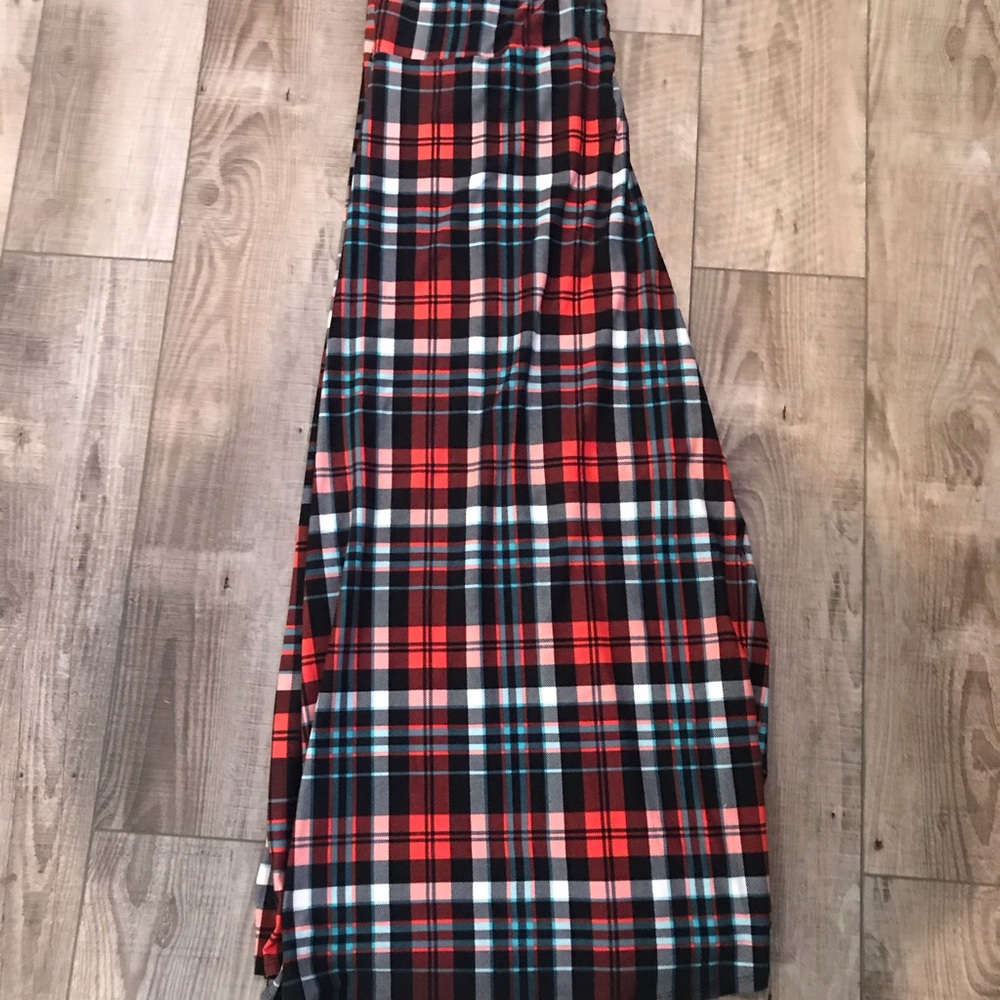 NWOT 3X LulaRoe Plaid Maxi (Leggings material!) 🦄
